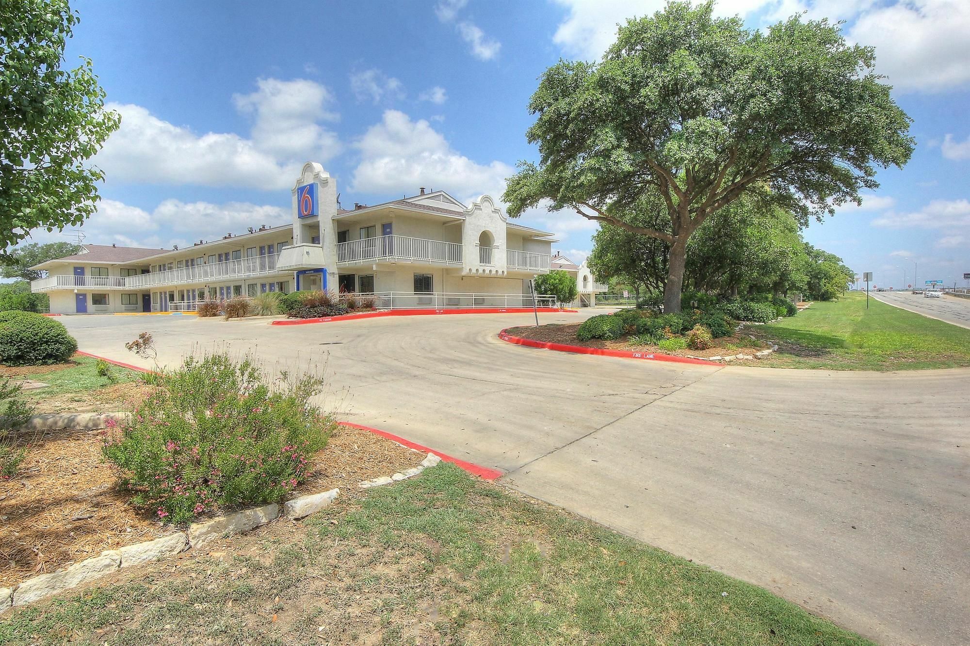 Motel 6 San Antonio, Tx Six Flags Fiesta TX - La Cantera Area Exterior foto